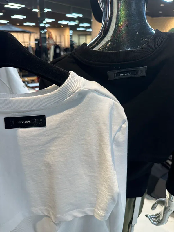 入荷予定エッセンシャル
